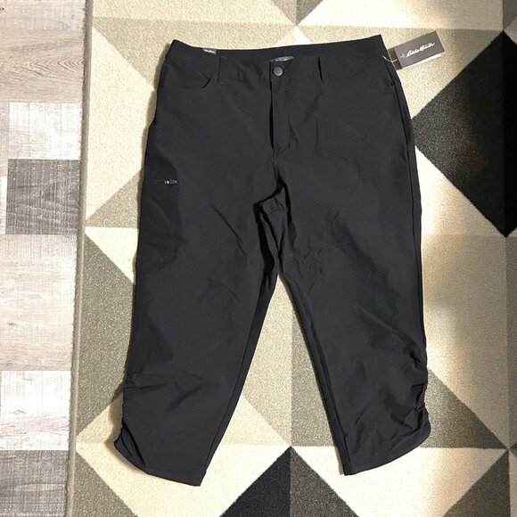 NWT Eddie Bauer Black Sky Ruched Hem Capris Women's Size M - Picture 1 of 11